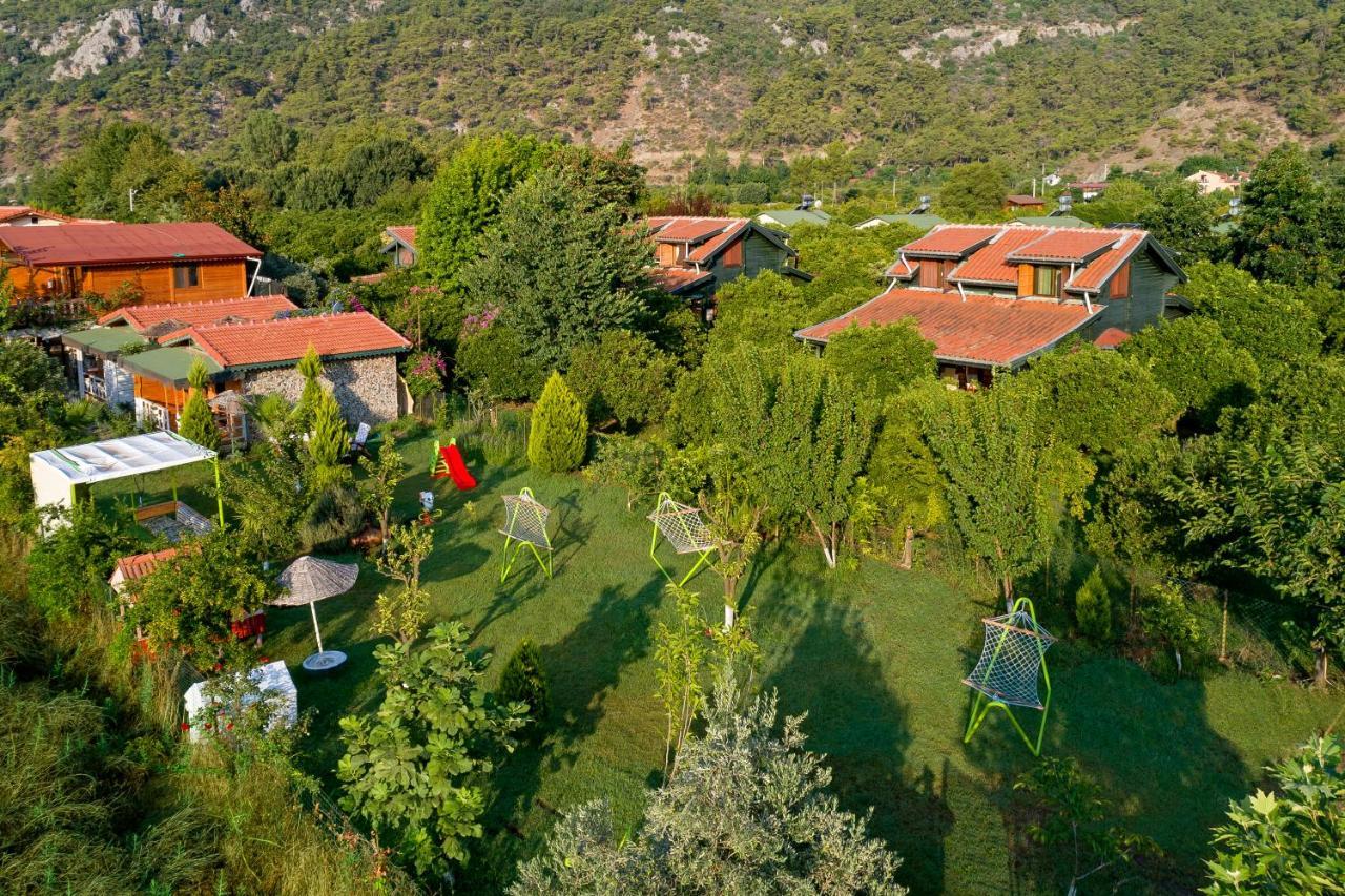 Flora Pansiyon Çıralı Daire Kemer Dış mekan fotoğraf
