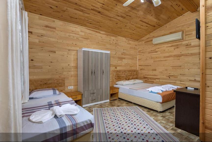 Flora Pansiyon Çıralı Daire Kemer Dış mekan fotoğraf