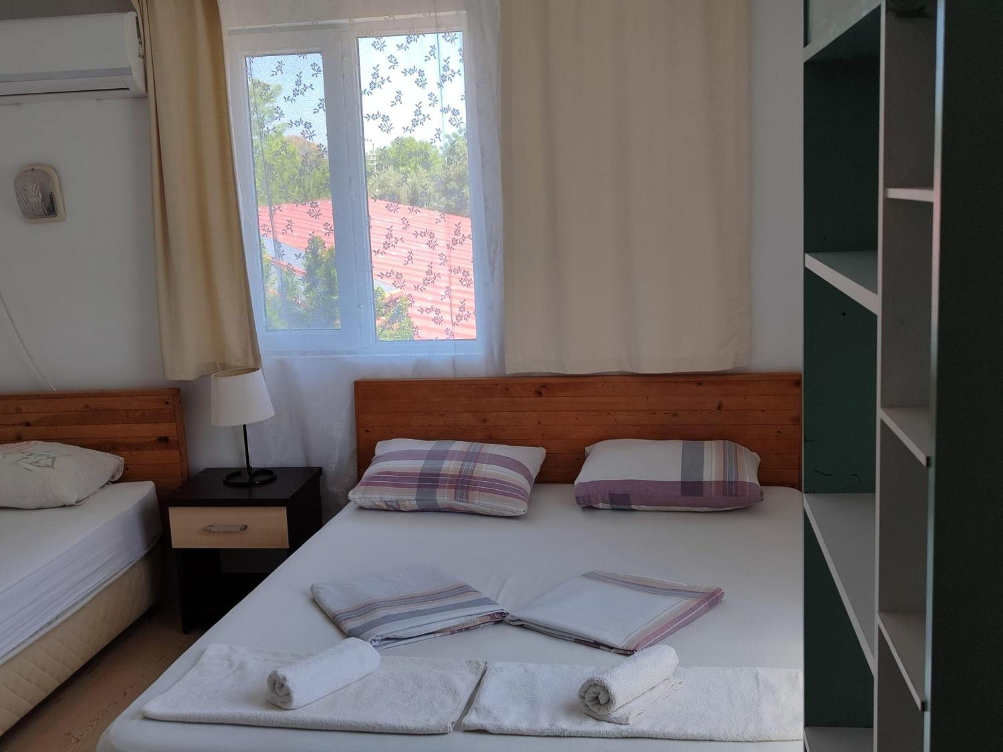 Flora Pansiyon Çıralı Daire Kemer Dış mekan fotoğraf